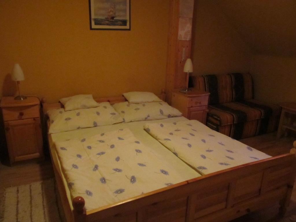 Pensión Tavi-fészek 3*