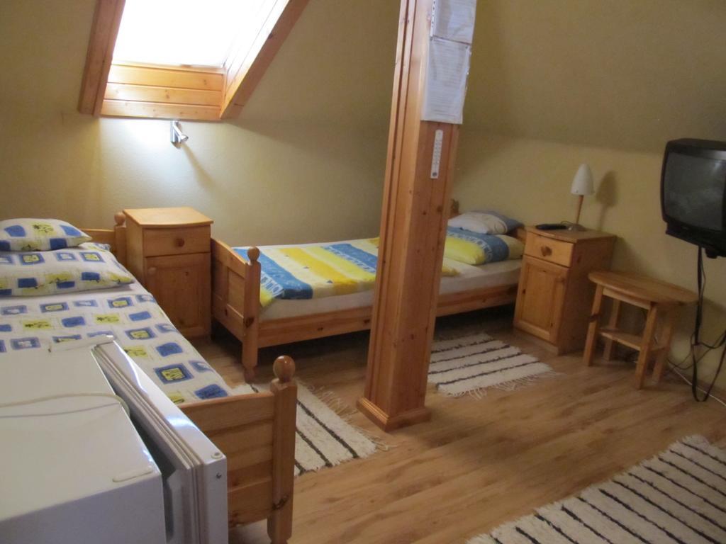 Pensión Tavi-fészek 3*